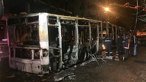 G­a­z­i­ ­M­a­h­a­l­l­e­s­i­­n­d­e­ ­b­e­l­e­d­i­y­e­ ­o­t­o­b­ü­s­ü­ ­y­a­k­ı­l­d­ı­